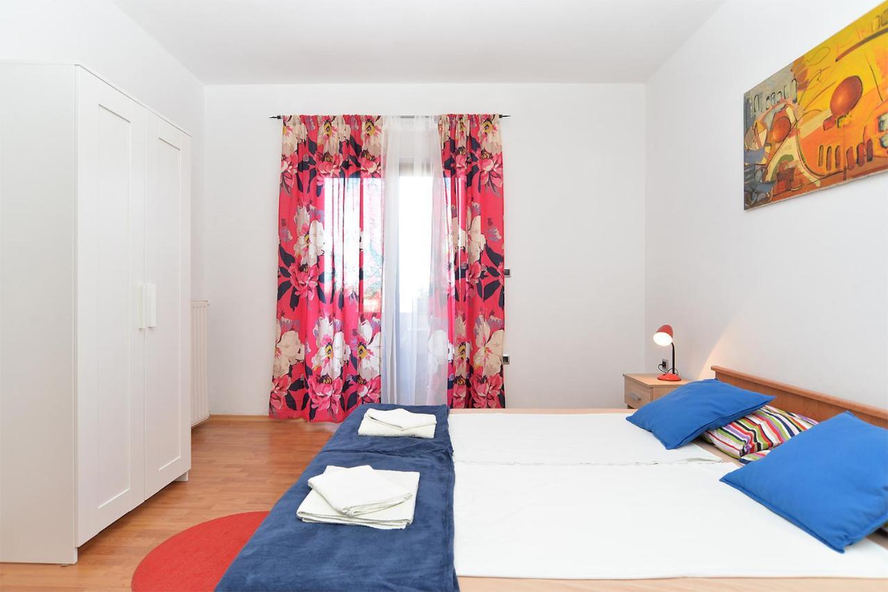 Apartment Puzar 295 Stinjan Ngoại thất bức ảnh
