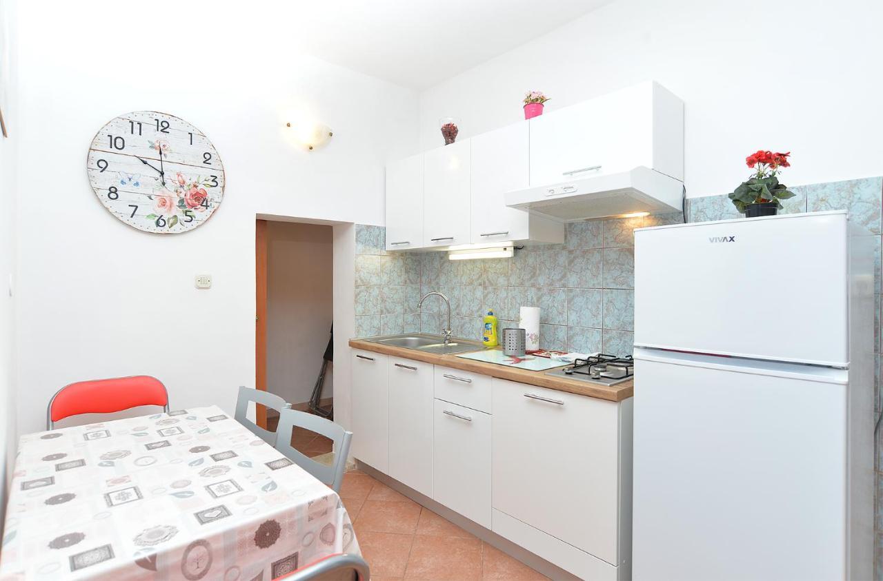 Apartment Puzar 295 Stinjan Ngoại thất bức ảnh