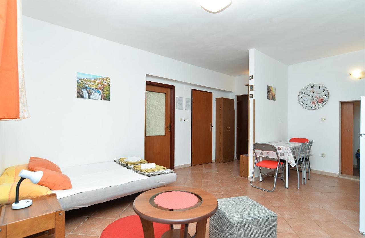 Apartment Puzar 295 Stinjan Ngoại thất bức ảnh