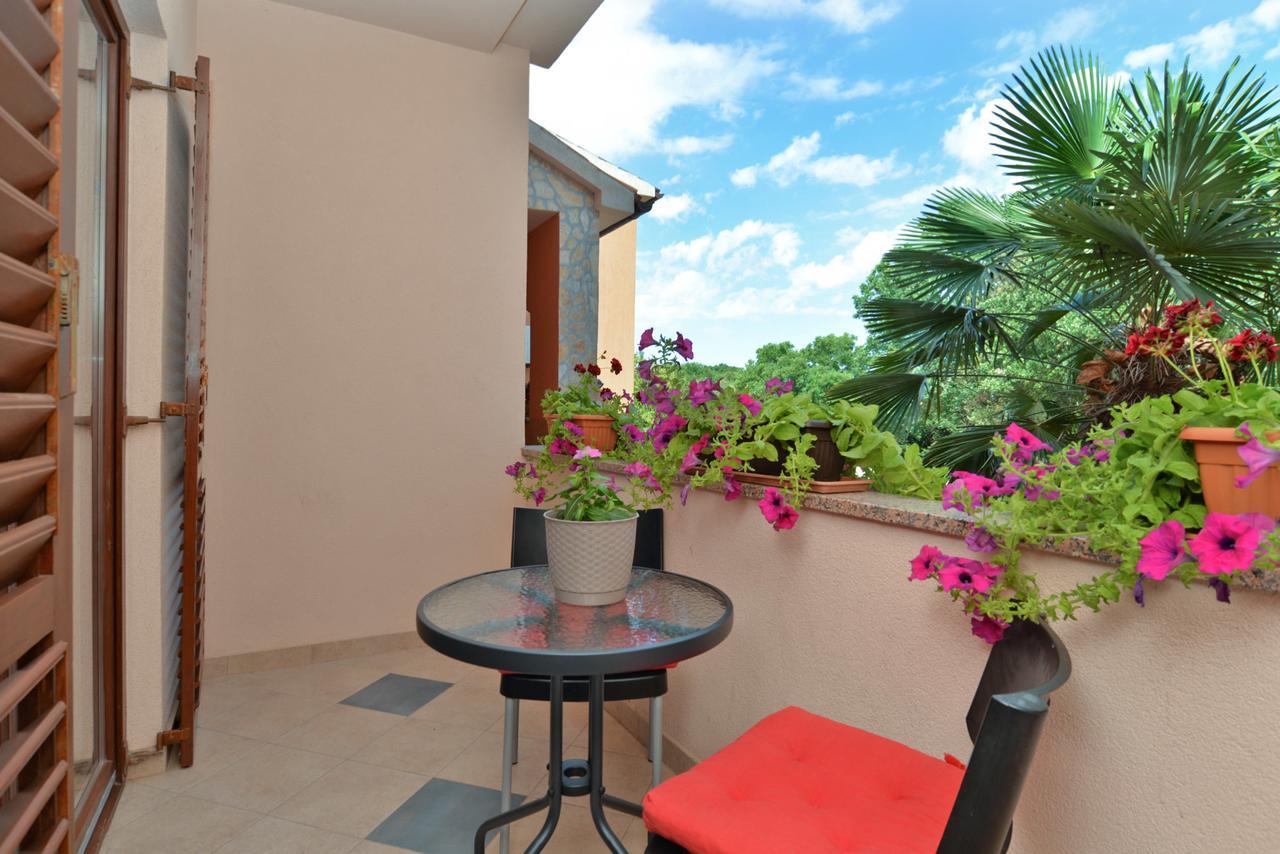 Apartment Puzar 295 Stinjan Ngoại thất bức ảnh