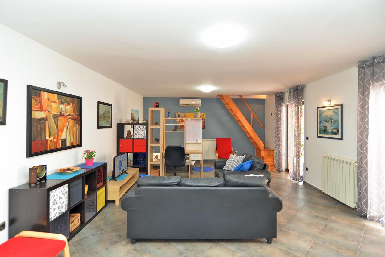 Apartment Puzar 295 Stinjan Ngoại thất bức ảnh